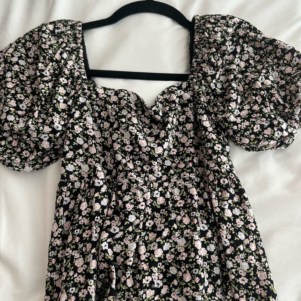 Altar'd State Black Floral Puff Sleeve Blouse